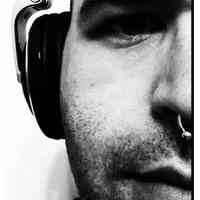 DJ b10w