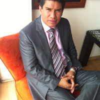 Pastor Julio Flores